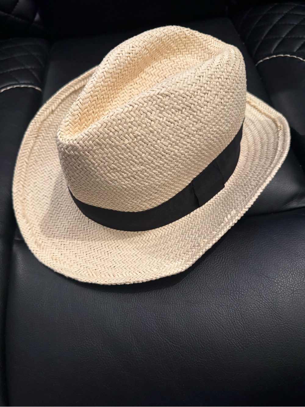 Women’s Classic Straw Fedora Hat with Black Band
